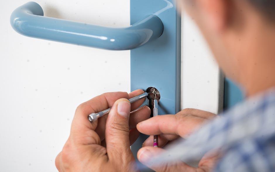 tarif serrurier ouverture de porte Persan