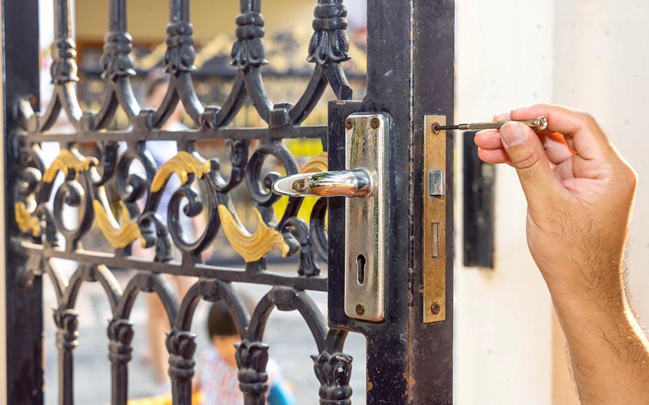 tarif serrurier ouverture de porte Persan