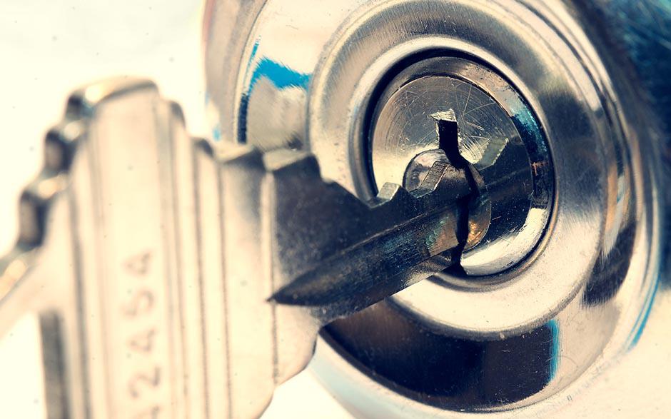 confiance serrurier prix changement serrure Suresnes